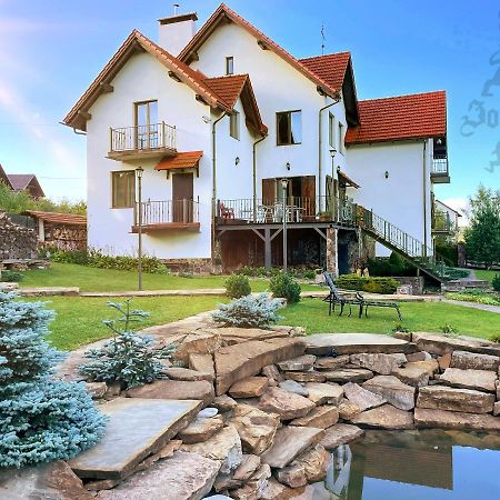Villa Zoryany Dvir Skhidnytsia Ngoại thất bức ảnh
