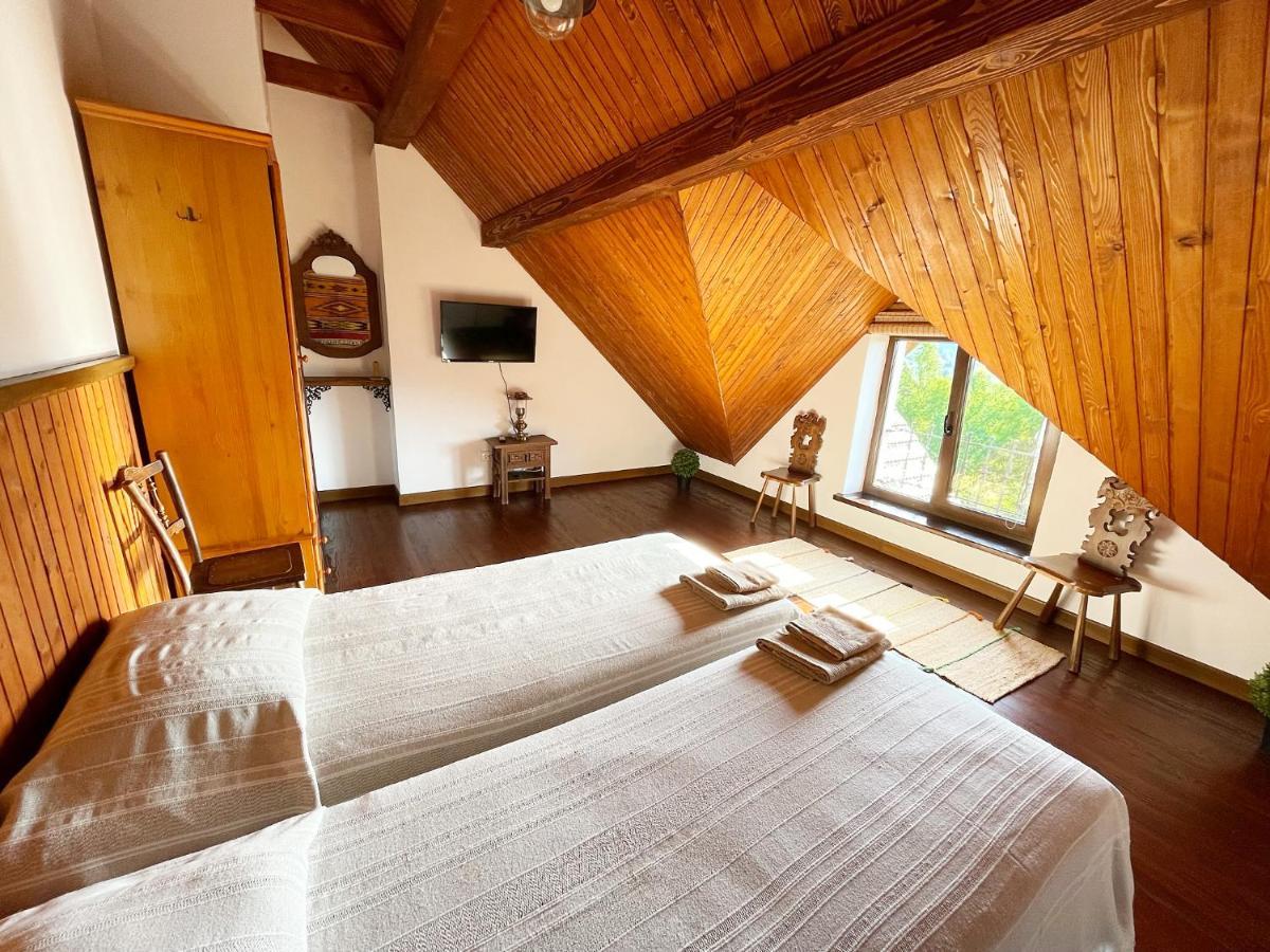 Villa Zoryany Dvir Skhidnytsia Ngoại thất bức ảnh